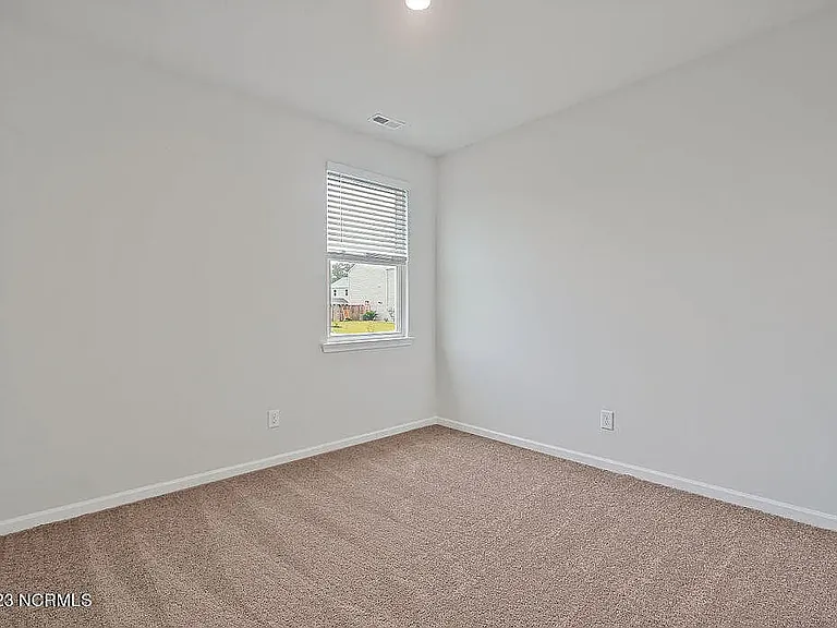 6944 Sasparilla Dr — Photo 18