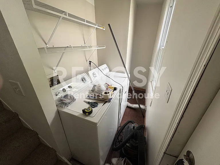 708 Randolph Ave #2 — Photo 18