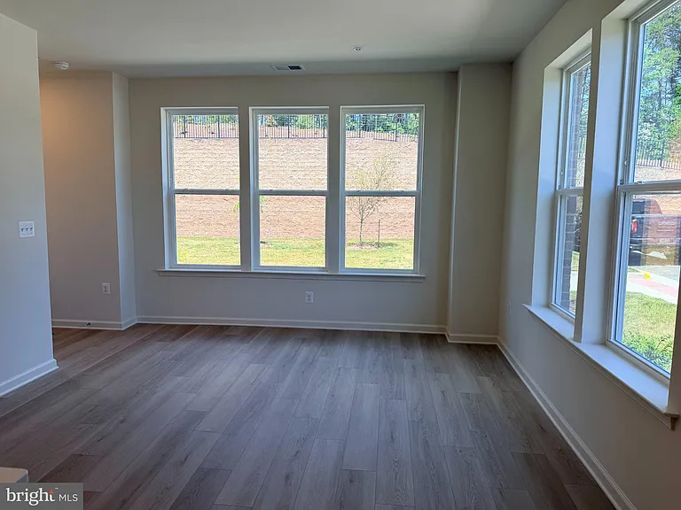 2548 Neabsco Common Pl — Photo 43