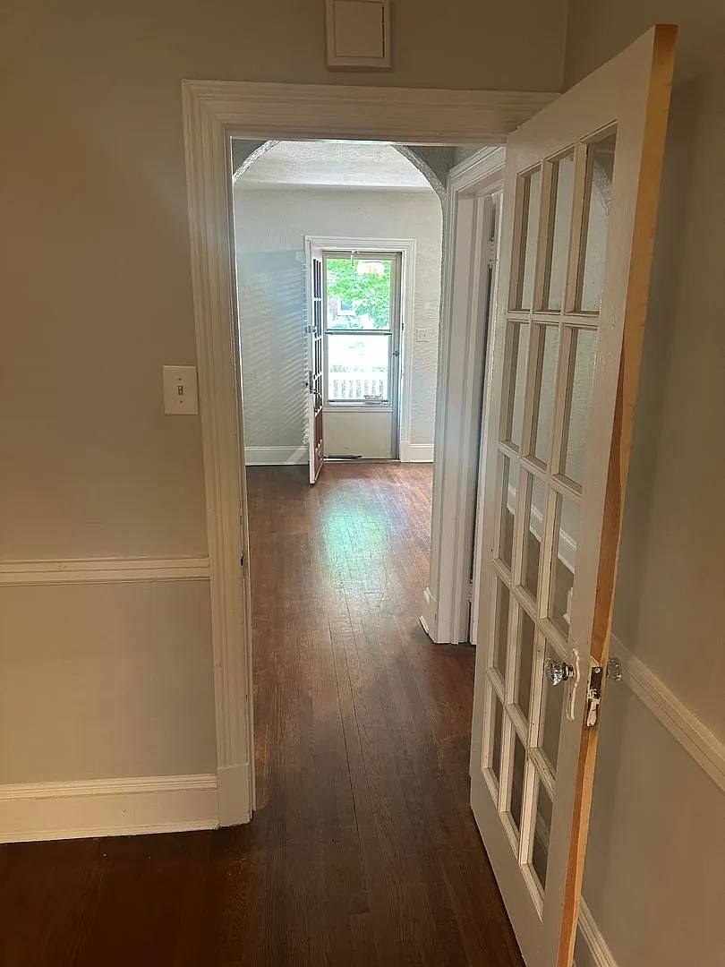 Hanover Avenue 3106 — Photo 3