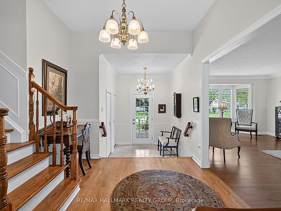 5th image of 104 Northpark Dr
