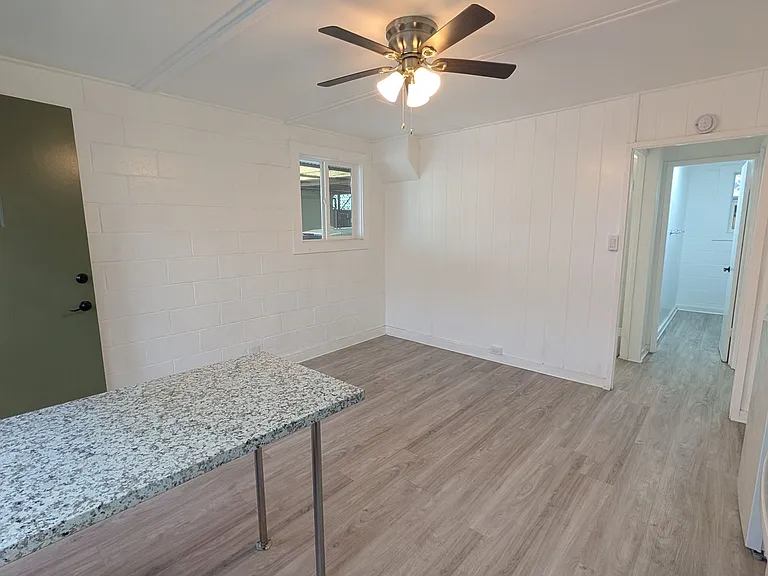 718 Kamuela Ave — Photo 5