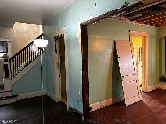 5th image of 4009 Hyde Ave