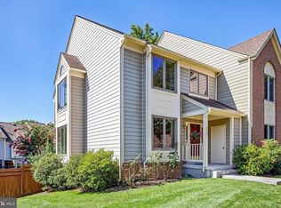 4030 Lake Glen Rd, Fairfax, VA 22033