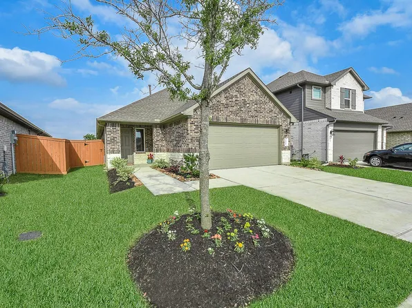 20018 Sienna Green Drive, Hockley, TX 77447