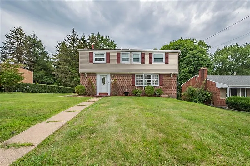 737 Macbeth Dr photo 1