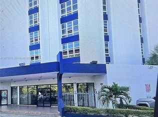 9682 Fontainebleau Blvd APT 103, Miami, FL 33172