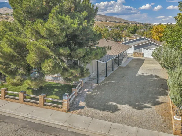 924 Loyola St, Carson City, NV 89705