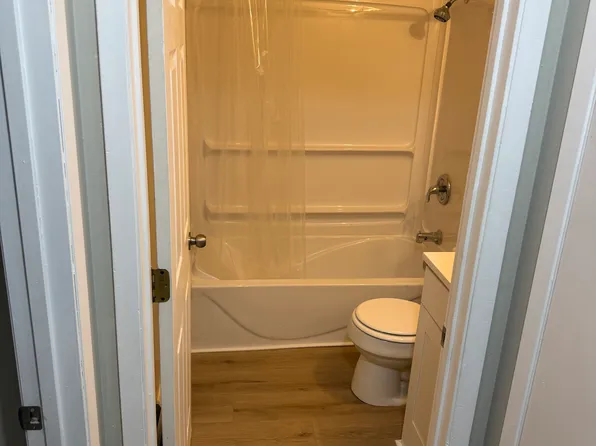 809 Williams St, Des Moines, IA 50317