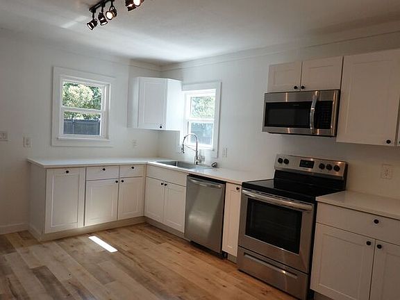 5th image of 500 Wilkes St