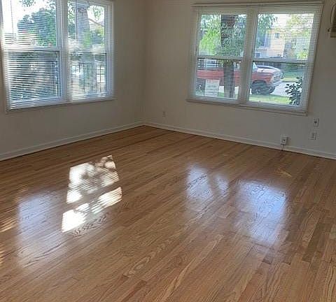 3rd image of 710 E Orange Grove Ave #A