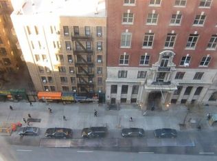 208 E 23rd St, New York, NY 10010