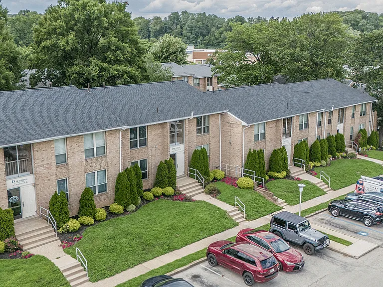 Woodmere Apartments — Photo 21