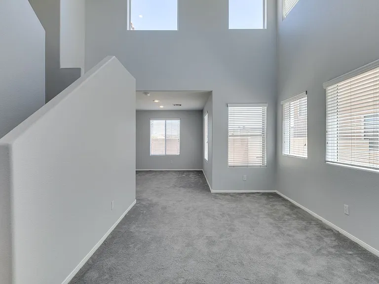 8424 Walker Gardens Pl — Photo 5