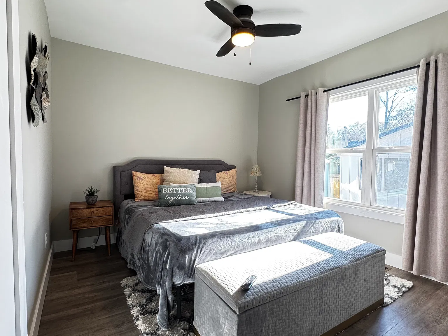 988 Harte Dr SW — Photo 4