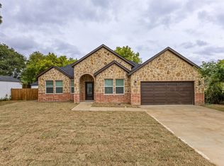 907 Howard St, Seagoville, TX 75159