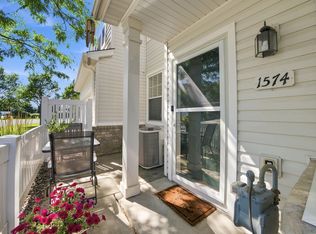1574 Liberty Cir, Shakopee, MN 55379