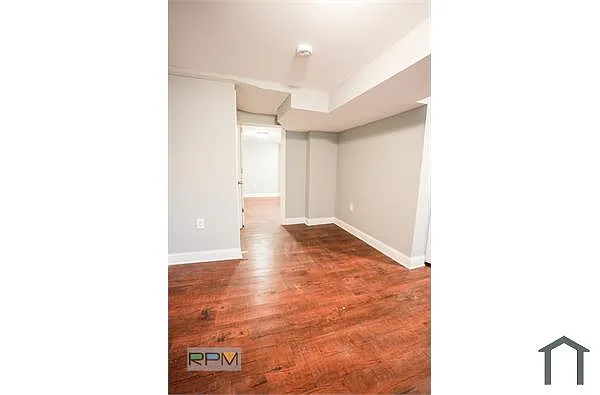 Building Photo - 943 Masefield Rd