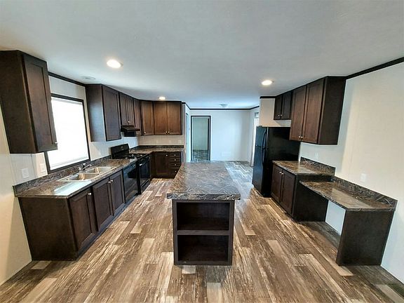 2nd image of 528 Del Vista Dr