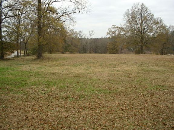 4th image of Riverview Dr