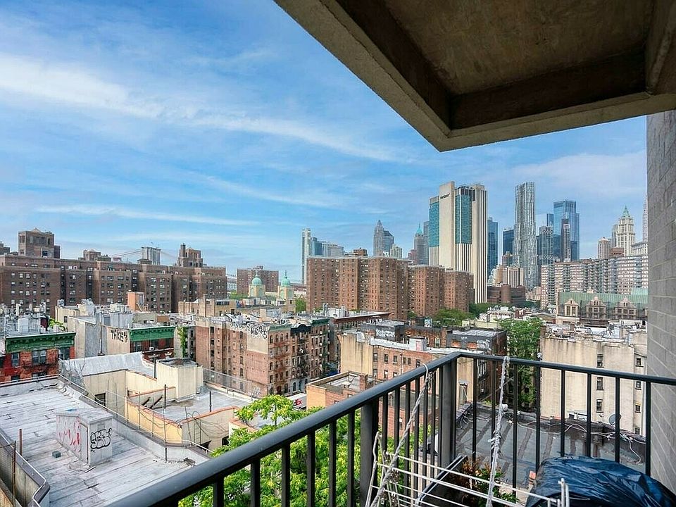 1st image of 39 Henry St #9
