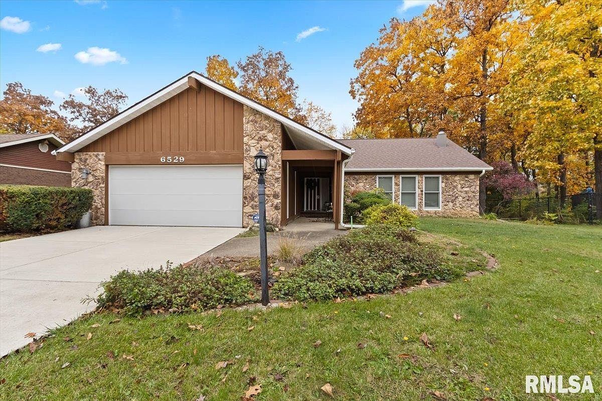 6529 N Post Oak Rd, Peoria, IL 61615 | Zillow