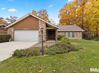 6529 N Post Oak Rd, Peoria, IL 61615