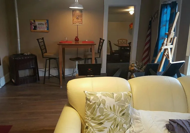 340 Diamond Ave SE — Photo 5
