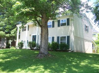 3498 Scelzi Ct, Triangle, VA 22172