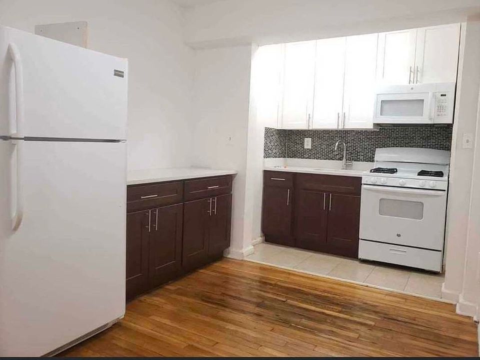 1st image of 20 Woodruff Ave APT 4A