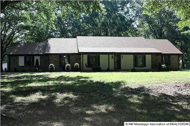 1st image of 4090 Red Oaks Dr