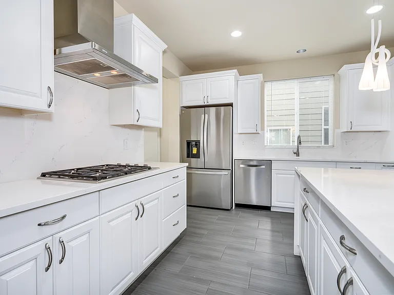 16209 SE 51st Pl — Photo 4