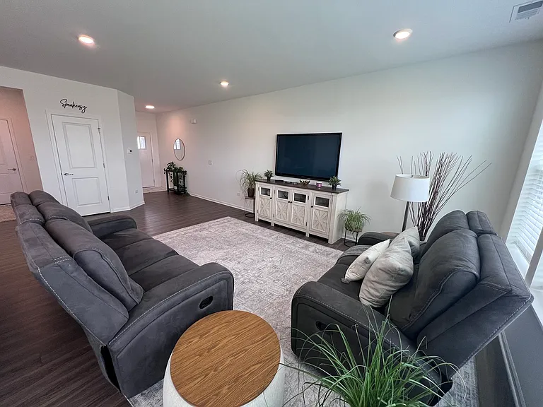 25701 W Yorkshire Dr — Photo 6
