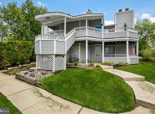 702 Abbey Ct, Sicklerville, NJ 08081