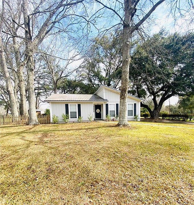 1st image of 12687 King Arthur Dr