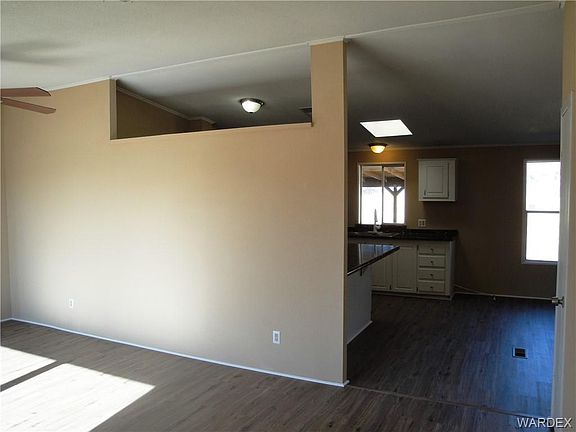 5th image of 4475 N Bond St