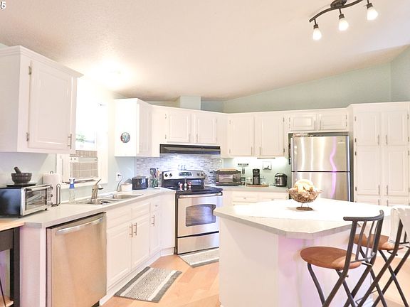 5th image of 700 N Mill St Unit 45