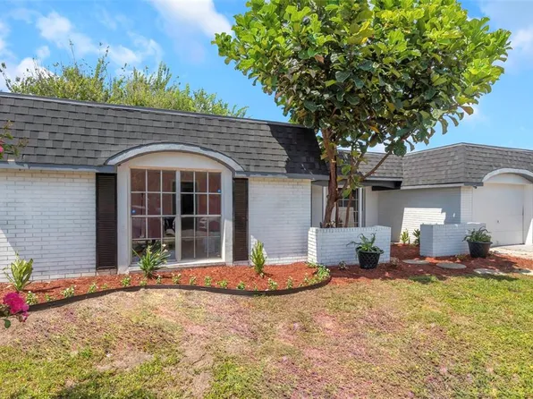 9830 Lehigh Dr, Port Richey, FL 34668