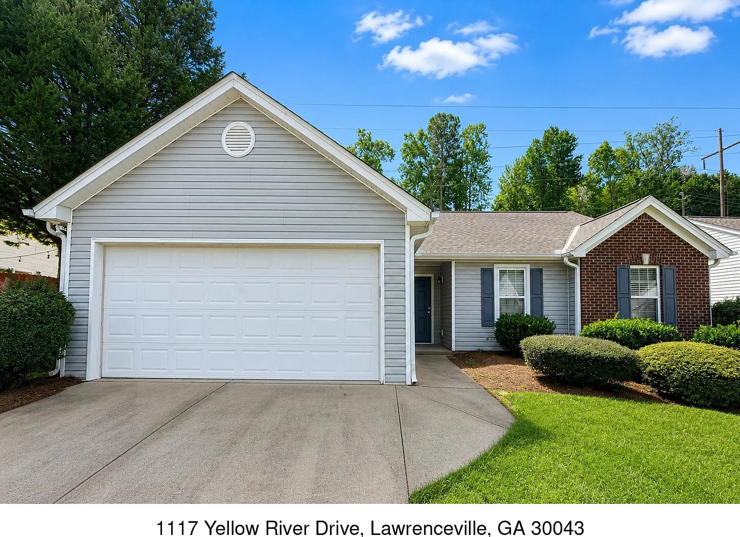 3 bed, 2.0 bath, 1383 sqft, $2,000 — Photo 1