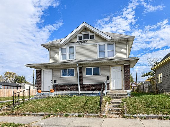 2nd image of 1003 Saint Peter St