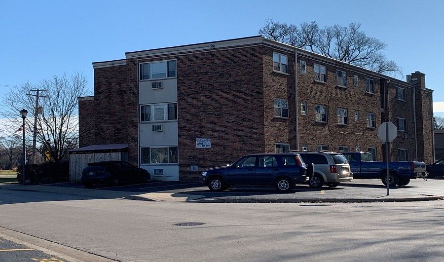 1st image of 600 S York St APT 1E