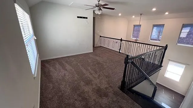 2405 Larimar Dr — Photo 12