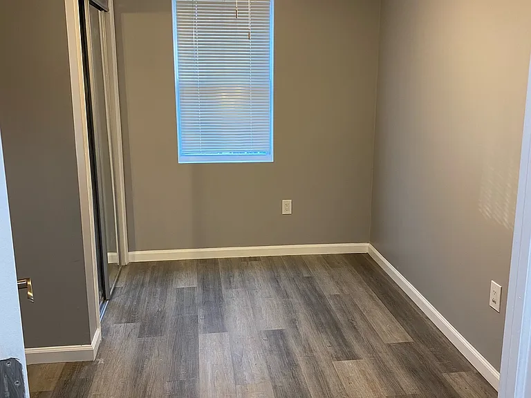 6 S Franklintown Rd #3D-650 — Photo 10