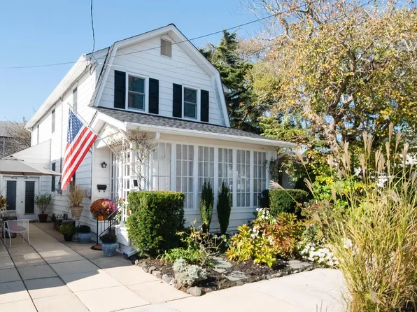 26 N Martindale Ave, Ventnor, NJ 08406