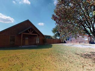 115 G St, Elgin, OK 73538