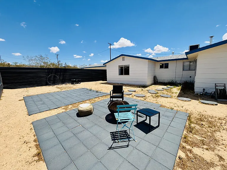 63208 Sandola Ln — Photo 25
