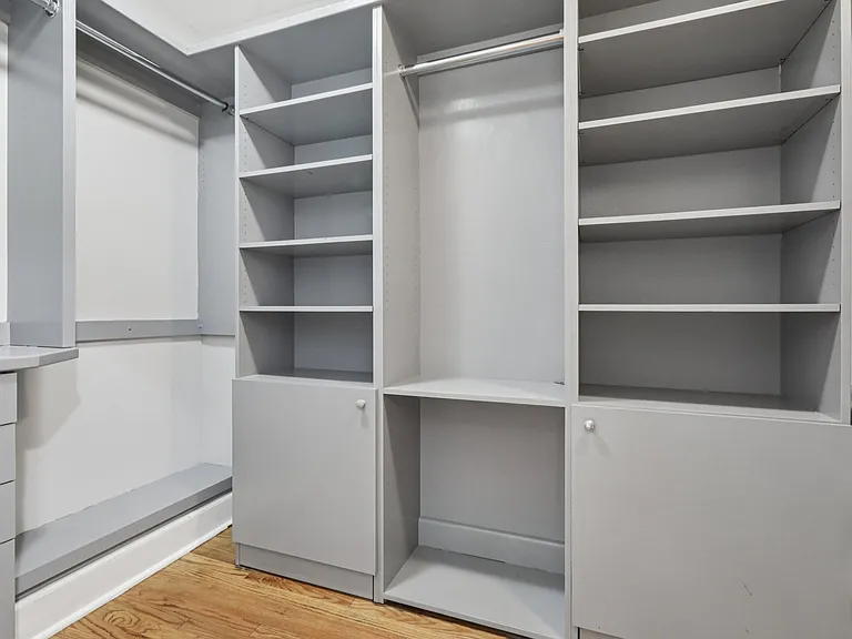 56 Gordon St — Photo 13