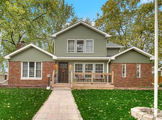 525 212th Pl, Dyer, IN 46311