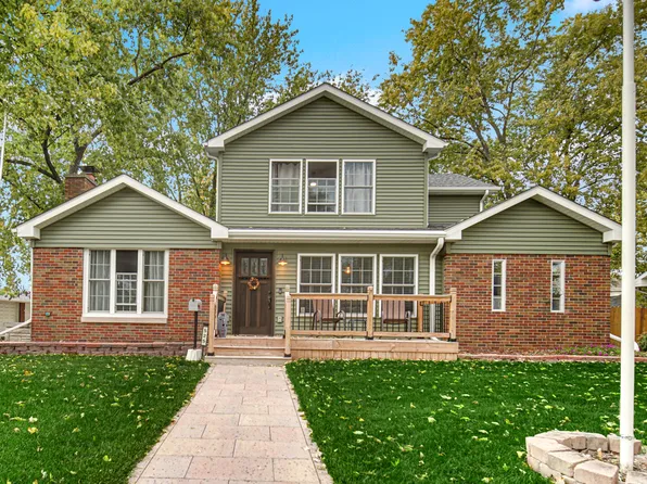 525 212th Pl, Dyer, IN 46311