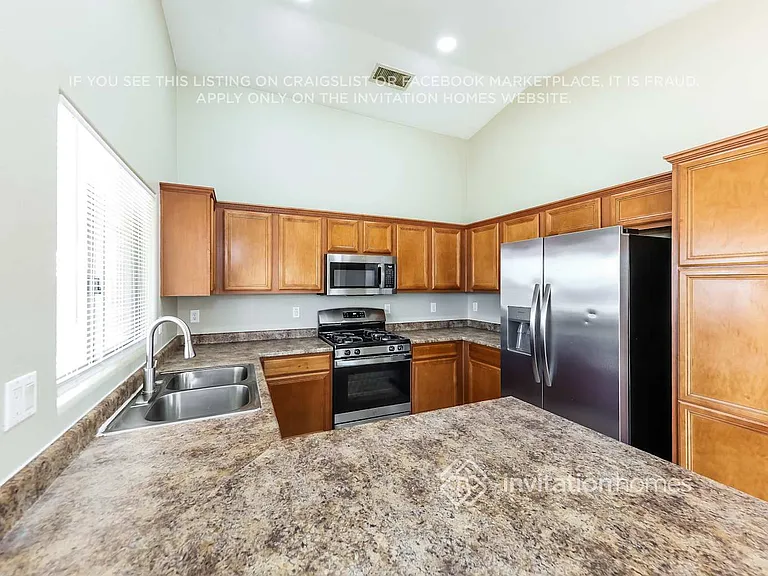 5433 W Grove St — Photo 8